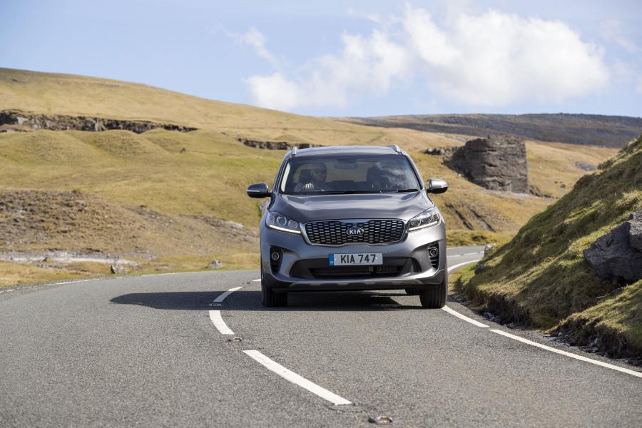  Kia Sorento EcoDynamics (UM) 2018 года  (UK) (фото 13 из 27)